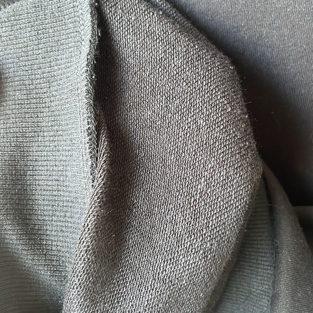NWOT Disney-Inspired 'Believe in the Magic' Sweatshirt - Picture 7 of 10